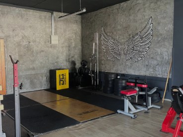 Lifterna ve SPAL Strength Gym